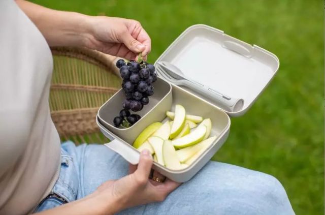 Pudełka i lunchboxy - szybkie pomysły na drugie śniadanie